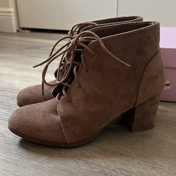 Madden Girl Torch Booties in Dark Taupe - Picture 6 of 6